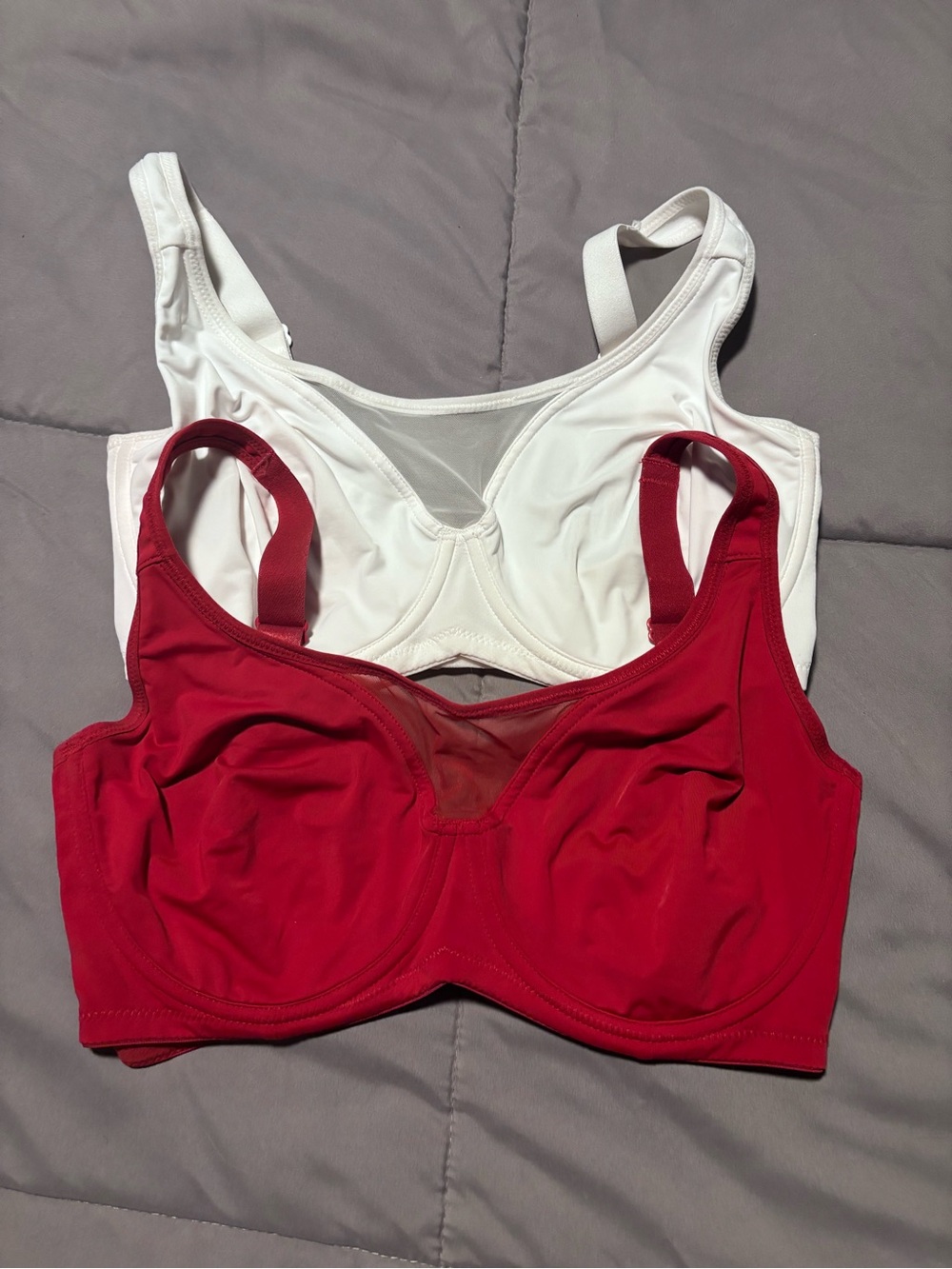 Supportive Underwire Bras in Red and White — Everyday Comfort